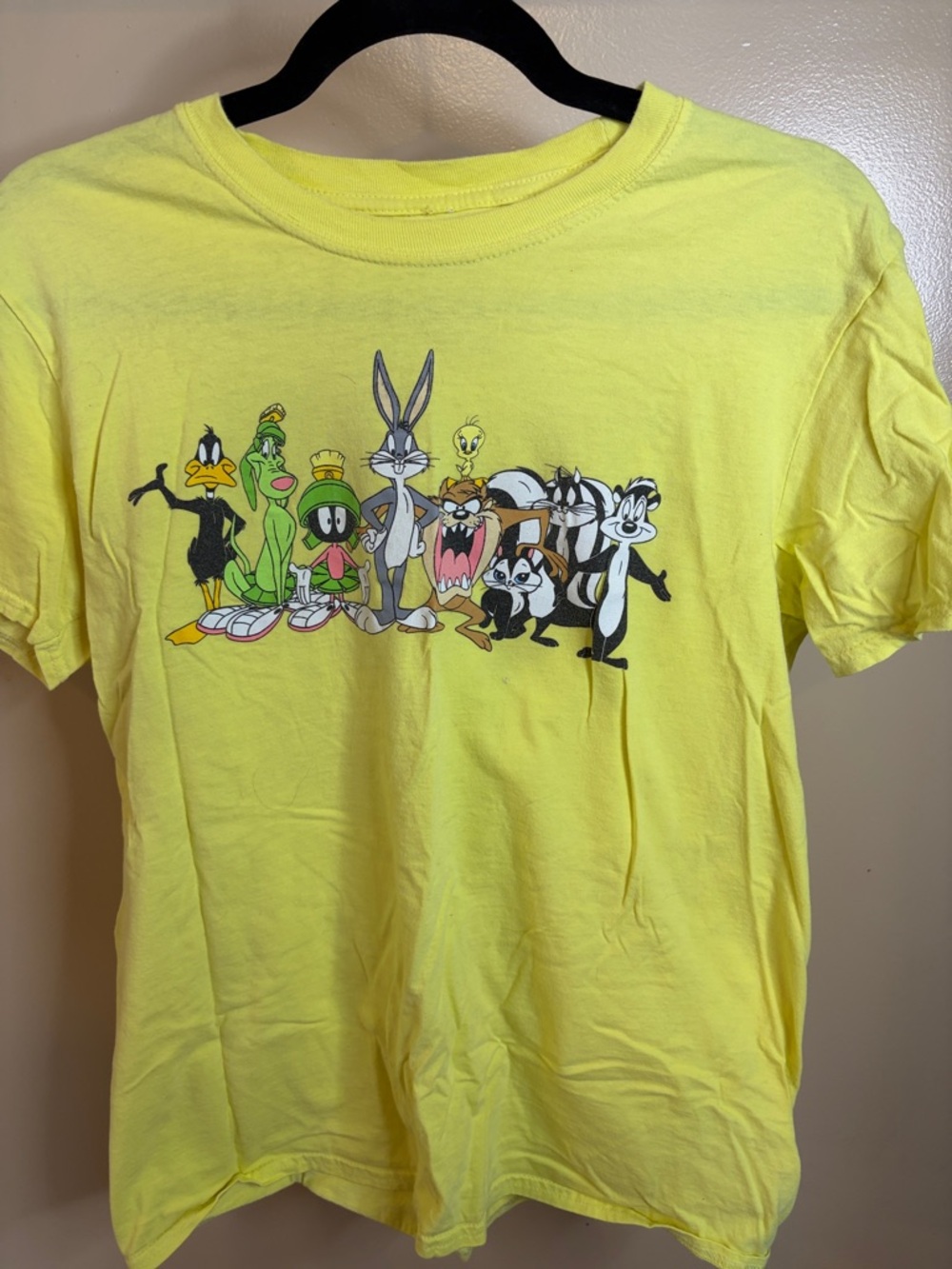 Looney Tunes Graphic Short Sleeve Tee - Yellow